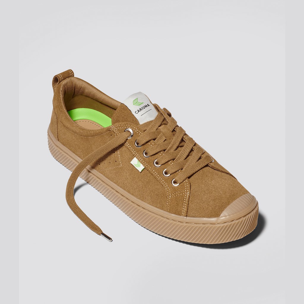 OCA LOW Cariuma Low Top Daim All Camel Homme | QSM-5220579